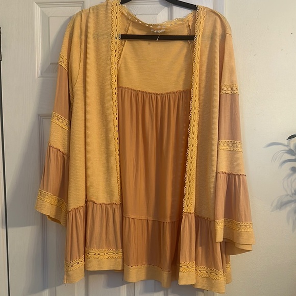 POL Tops - New POL tangerine colored Lace-Trimmed boho Cardigan